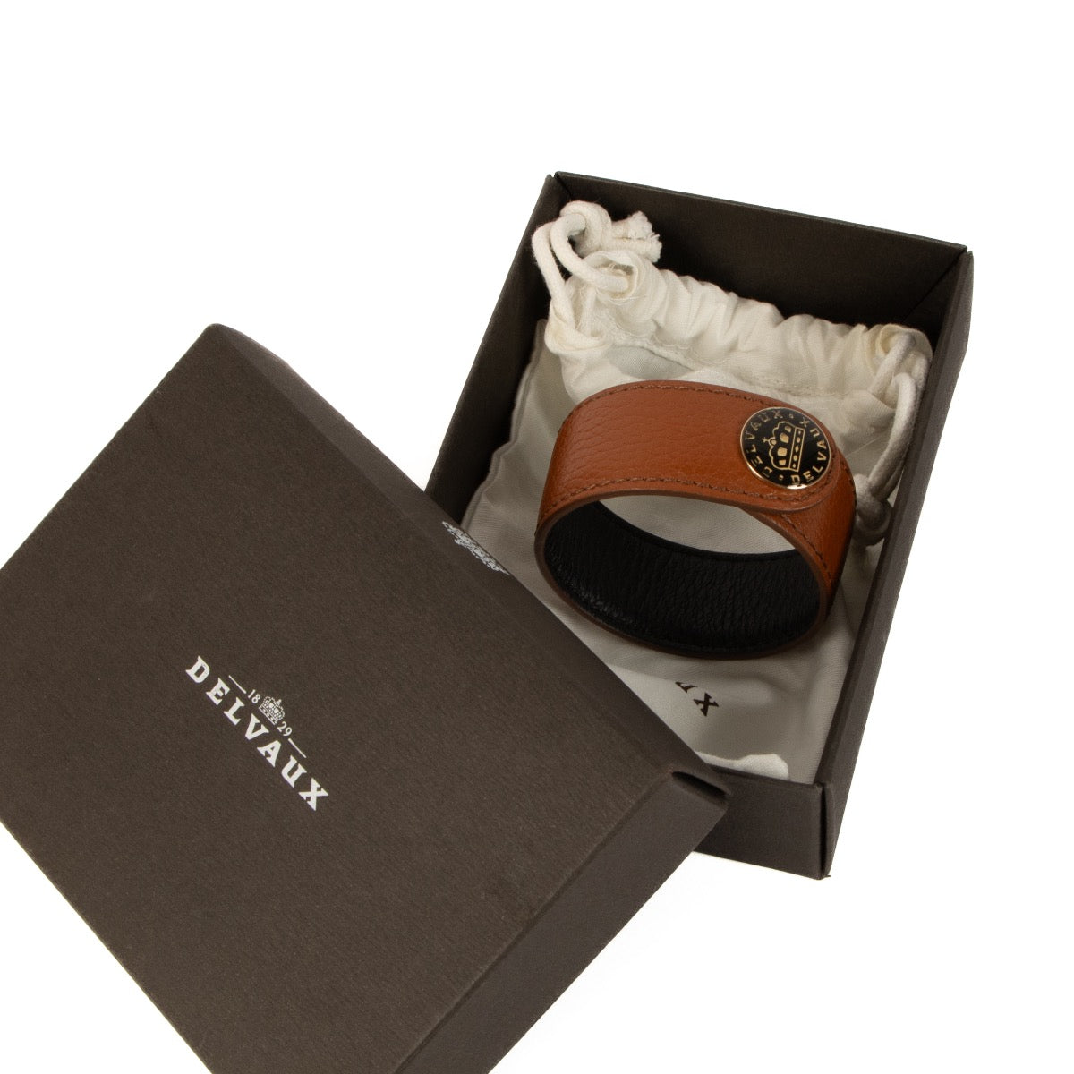 Shop 100% authentic second-hand Delvaux Brown Leather Bracelet on Labellov.com