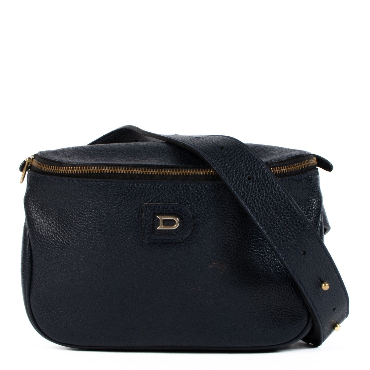 Shop safe online at Labellov in Antwerp, Brussel and Knokke this 100% authentic second hand Delvaux Navy Blue Evasion Belt Bag