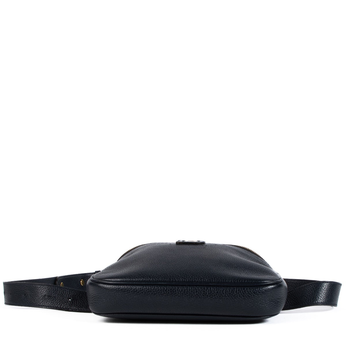 Shop safe online at Labellov in Antwerp, Brussel and Knokke this 100% authentic second hand Delvaux Navy Blue Evasion Belt Bag