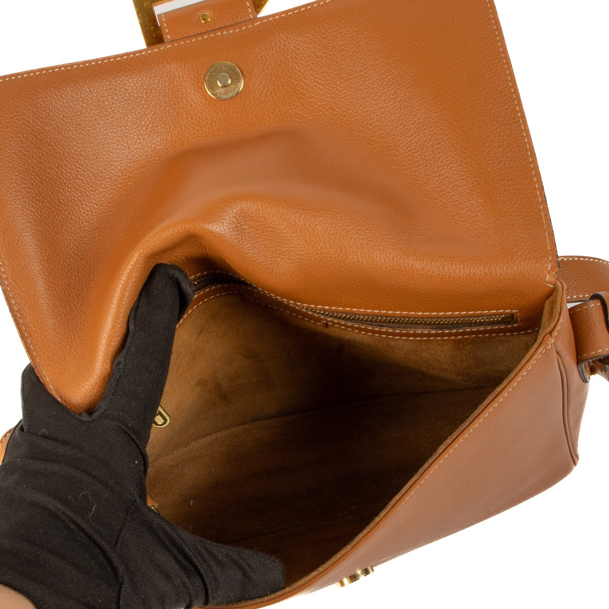 Shop safe online at Labellov in Antwerp, Brussels and Knokke this 100% authentic second hand Delvaux Fauve Jumping Nouveau Poirier Shoulder Bag