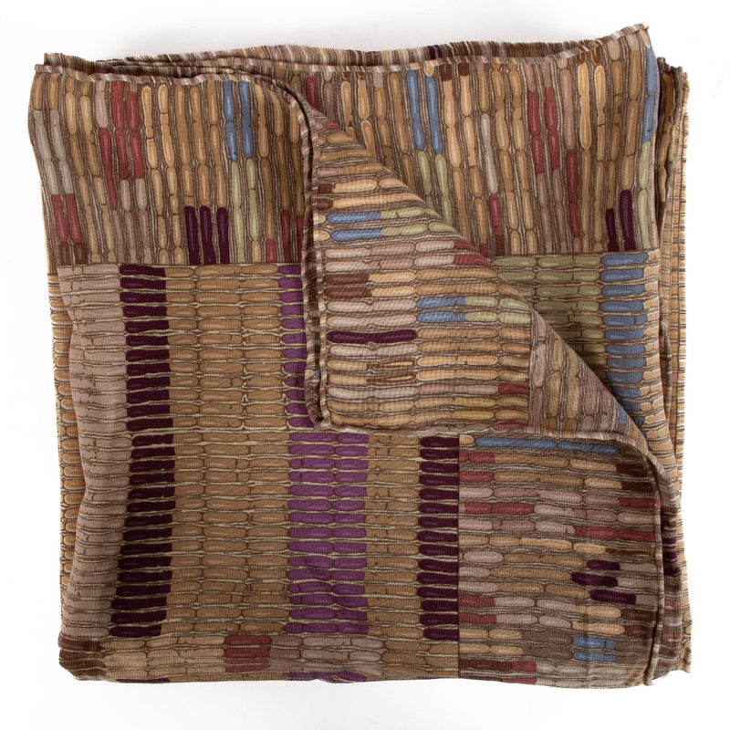 Delvaux Multicolor Striped Silk Shawl. Buy authentic designer shawl at the best price at Labellov. Safe and secure shopping. Koop online tweedehands authentieke Delvaux Multicolor 100% Silk Shawl bij labellov.