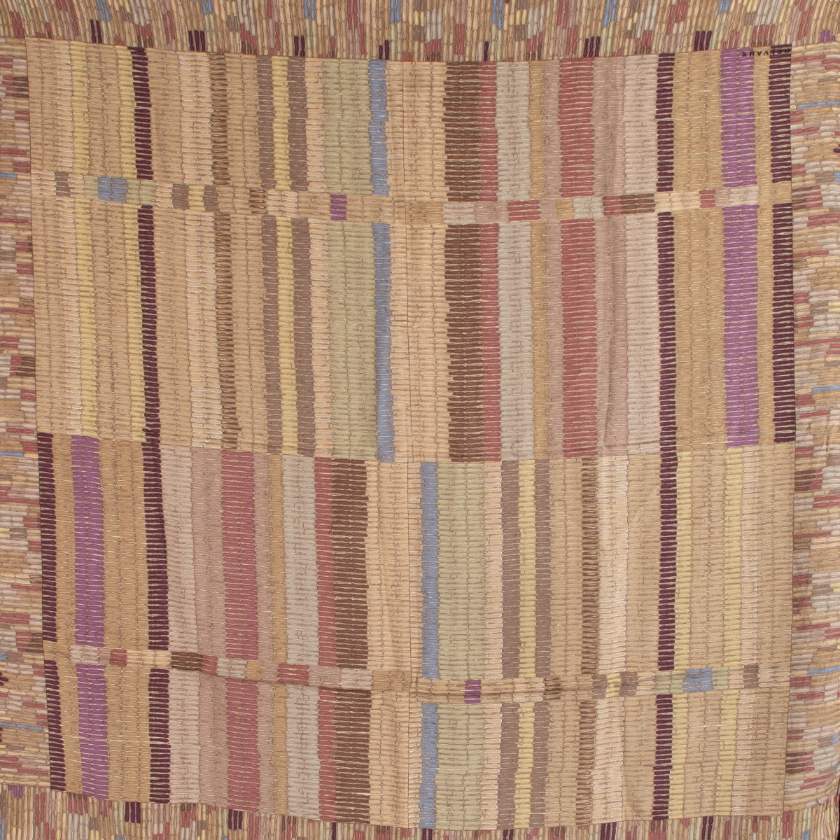 Delvaux Multicolor Striped Silk Shawl. Buy authentic designer shawl at the best price at Labellov. Safe and secure shopping. Koop online tweedehands authentieke Delvaux Multicolor 100% Silk Shawl bij labellov.