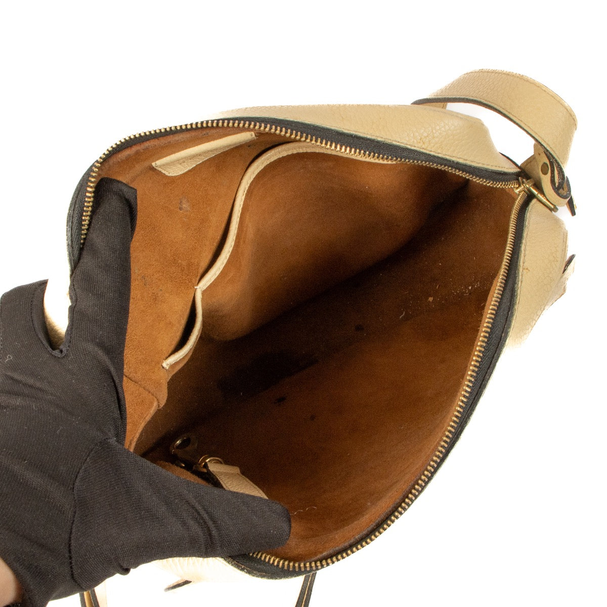 Buy real preloved vintage Delvaux Ivory Leather Complice Crossbody Bag safe online at Labellov.com