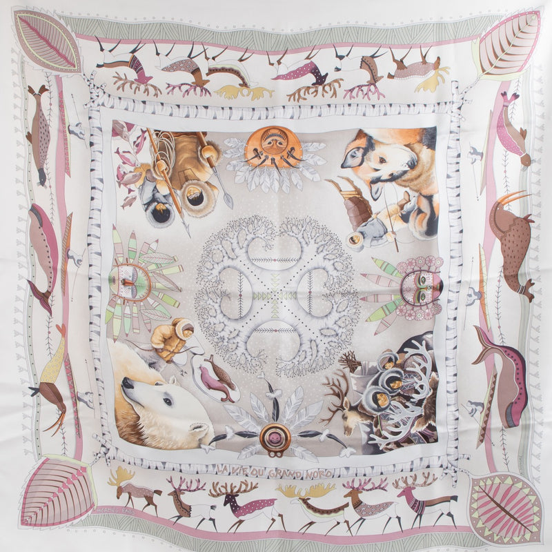 Buy an authentic Hermès Multicolor La Vie Du Grand Nord Silk 90 Scarf in very condition at Labellov in Antwerp, Brussels, Knokke