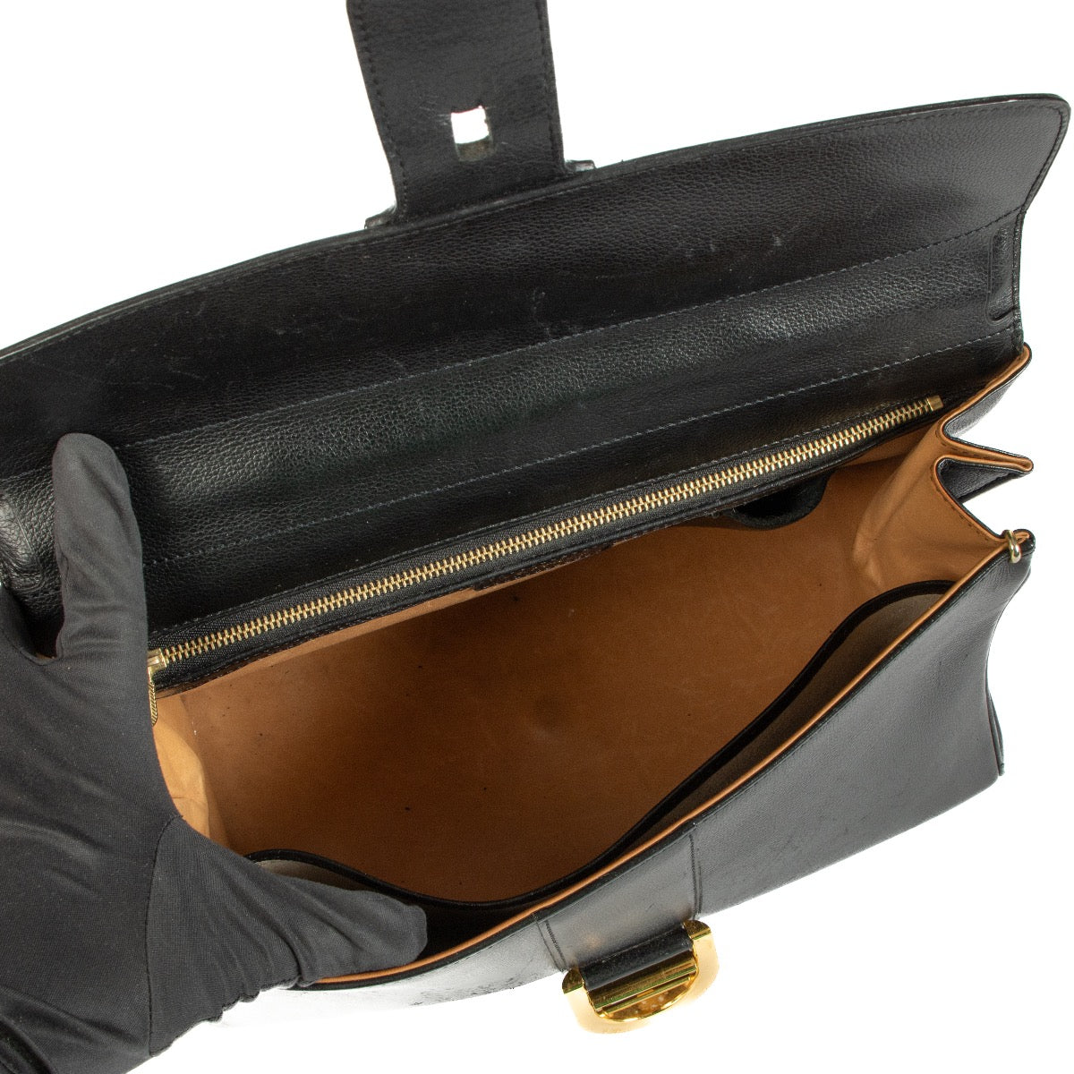 Shop 100% authentic secondhand Delvaux Black Brillant on Labellov.com