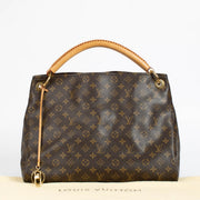 Authentic pre-loved Louis Vuitton Monogram Artsy MM on Labellov.com