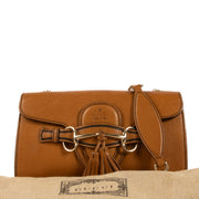 Shop safe online at Labellov in Antwerp, Brussels and Knokke this 100% authentic second hand Gucci Camel Emily Mini Chain Crossbody Bag