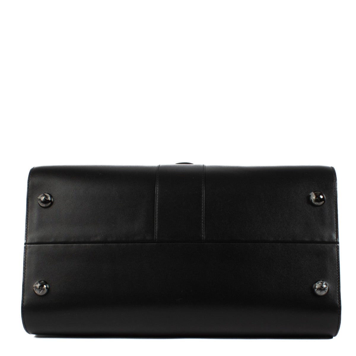 Shop safe online at Labellov in Antwerp, Brussels and Knokke this 100% authentic second hand Delvaux Black Brillant L'Humour GM Bag