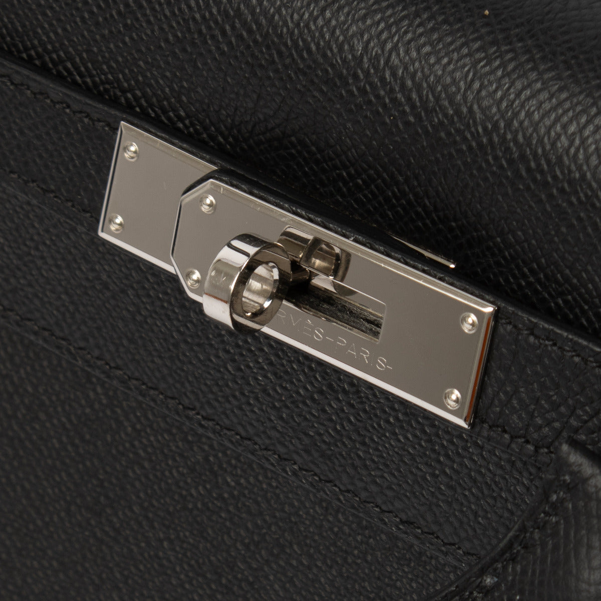 Premium Hermès Kelly 28 Black Epsom PHW available at Labellov.com