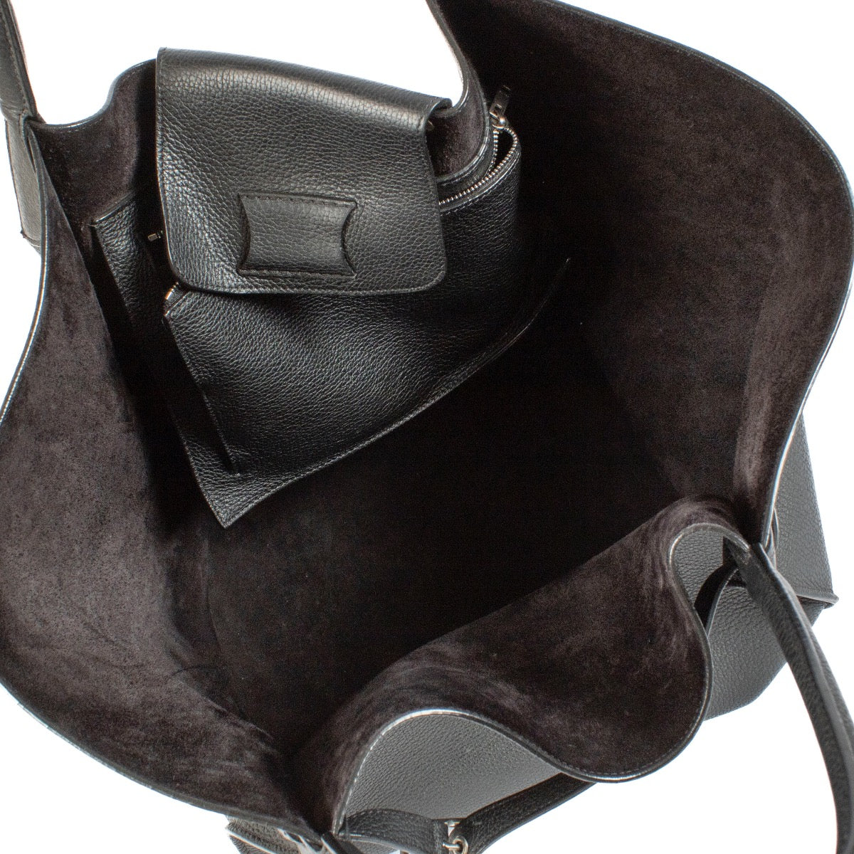 Shop 100% authentic Celine Black Leather Shopper bag at Labellov.com.