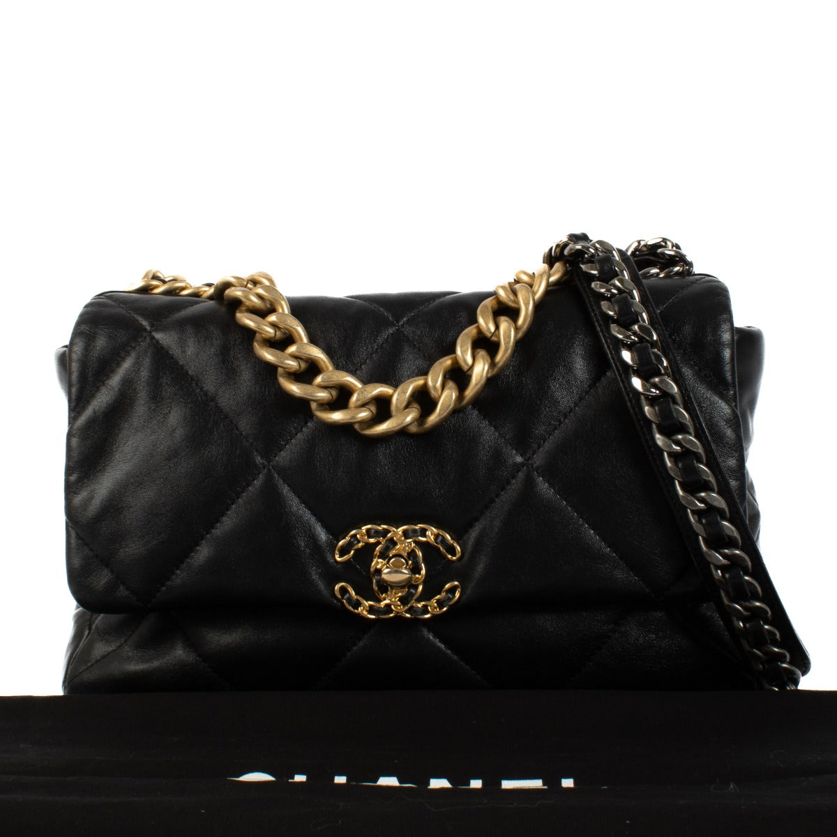 Shop safe online at Labellov in Antwerp, Brussels and Knokke this 100% authentic second hand Chanel Black Lambskin 19 Bag