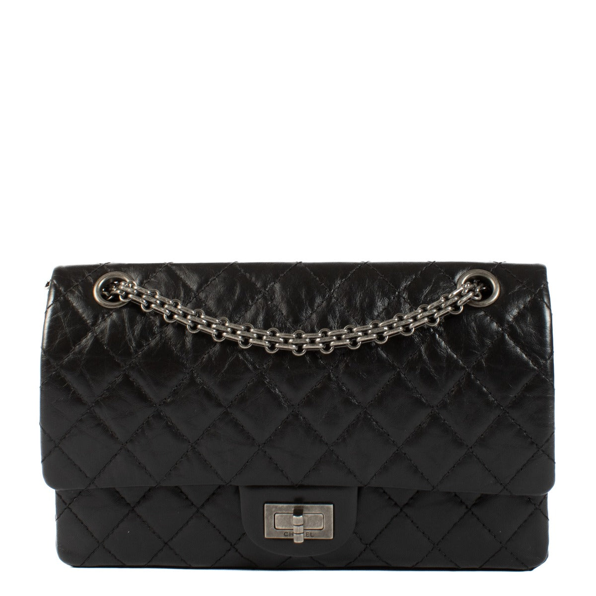 Shop safe online at Labellov in Antwerp, Brussels and Knokke this 100% authentic second hand Chanel Black Calfskin Medium Reissue 2.55 Flap Bag