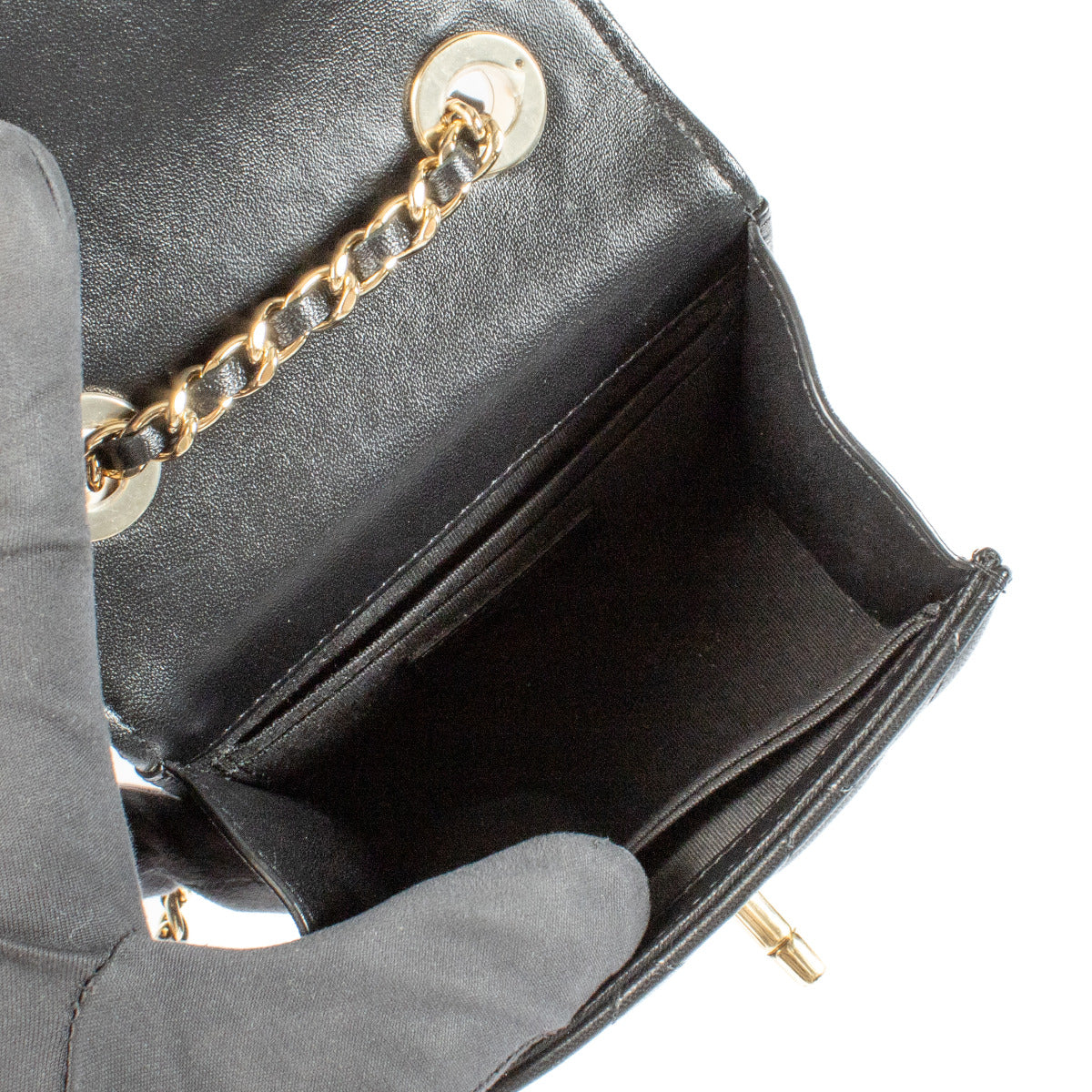 Pochette Chanel Trendy CC en agneau noir avec chaîne
