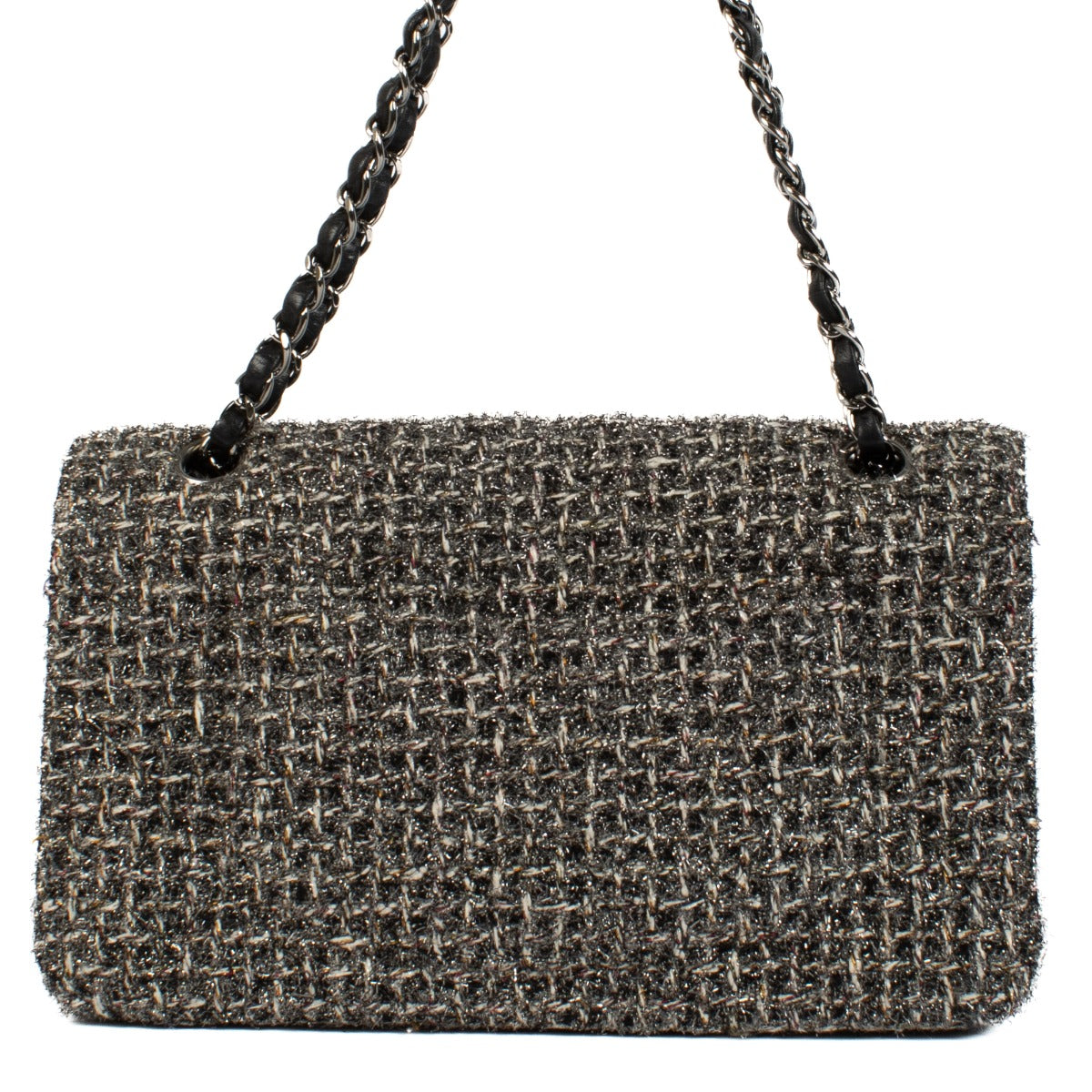 Shop safe online at Labellov in Antwerp, Brussels and Knokke this 100% authentic second hand Chanel Tinsel Tweed Classic Flap Bag