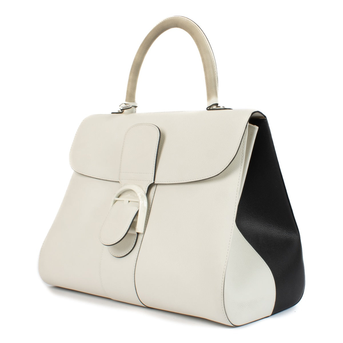 Shop safe online at Labellov in Antwerp, Brussels and Knokke this 100% authentic second hand Delvaux Black & White Brillant GM Bag