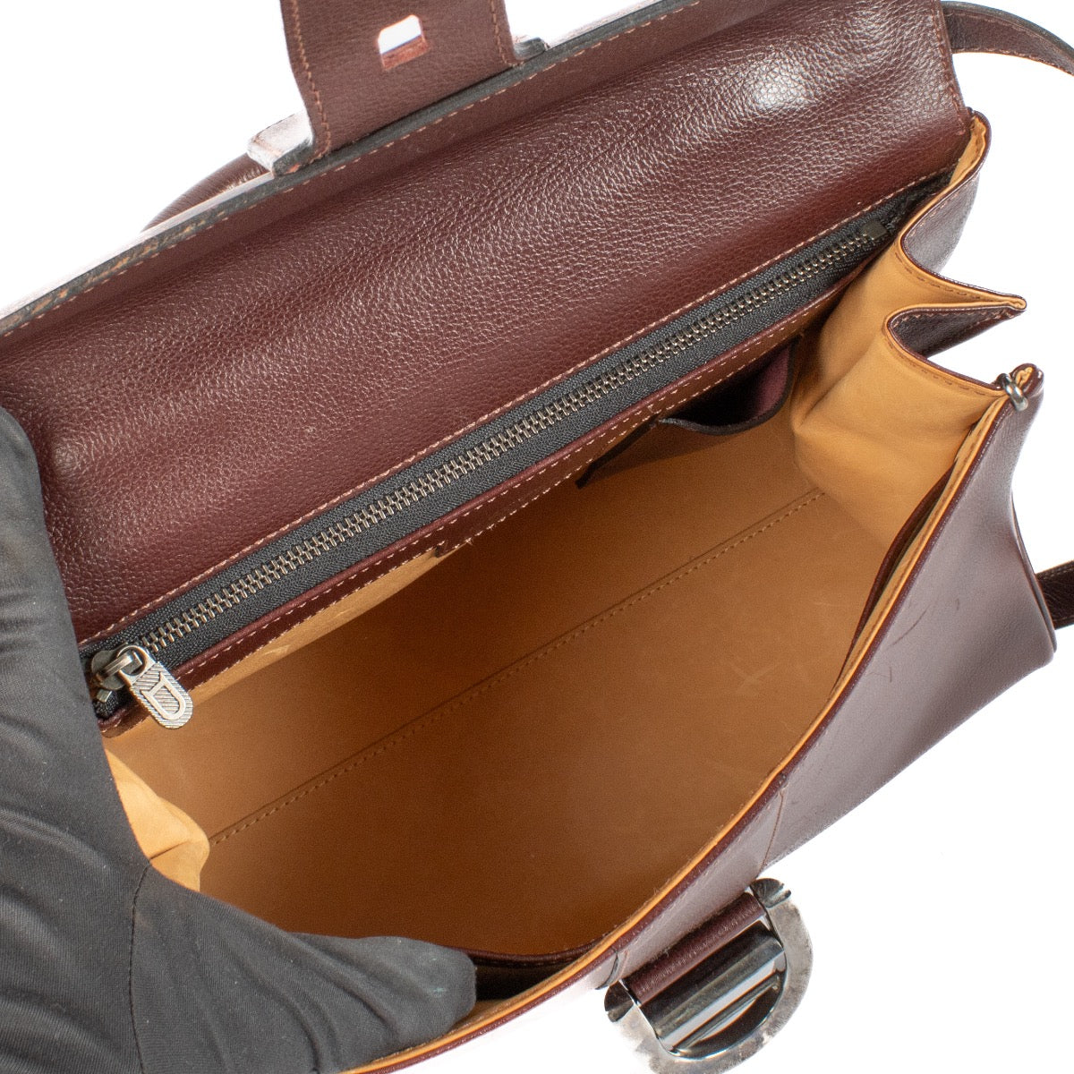 shop 100% authentic second hand Delvaux Burgundy Brillant MM on Labellov.com
