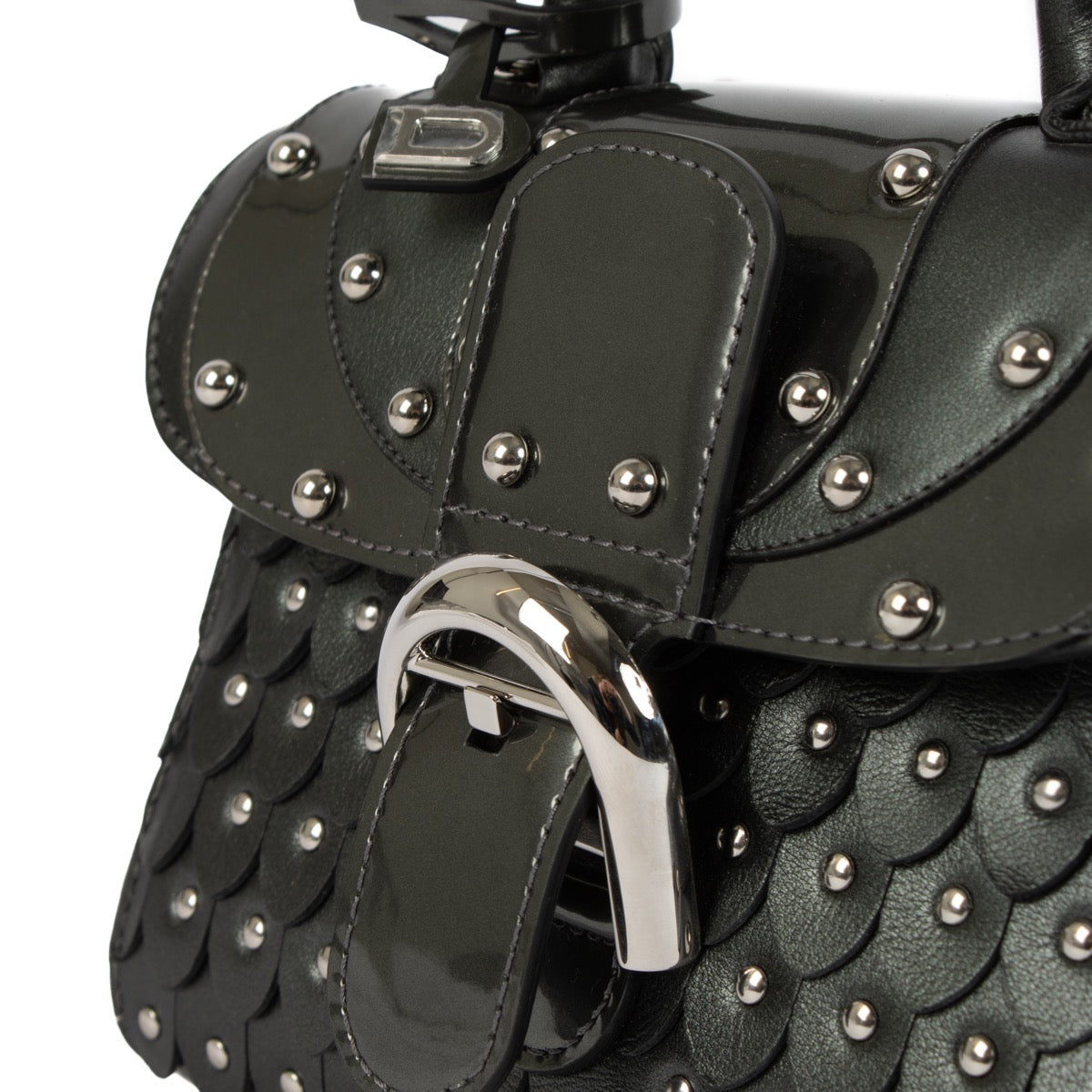 Shop safe online at Labellov in Antwerp, Brussels and Knokke this 100% authentic second hand Delvaux Couture Exclusive Collection Brillant Iron Shield Bag