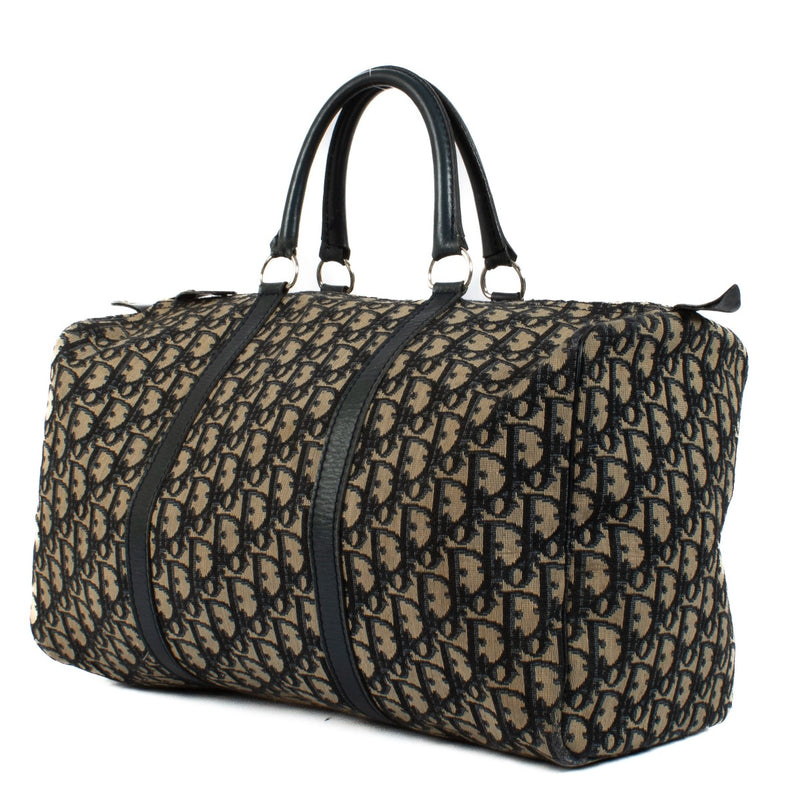 Shop safe online at Labellov in Antwerp, Brussels and Knokke this 100% authentic second hand Christian Dior Monogram Medium Boston Bag