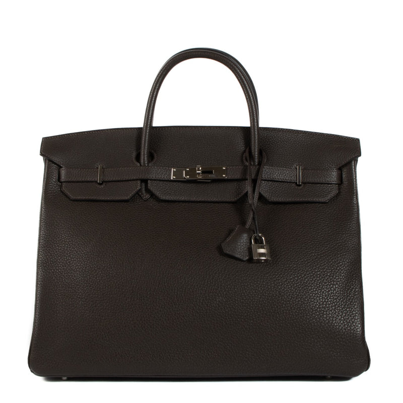 Buy your authentic designer Hermès Birkin 40 Brun Veau Togo PHW for the best price at Labellov with worldwide shipping.
