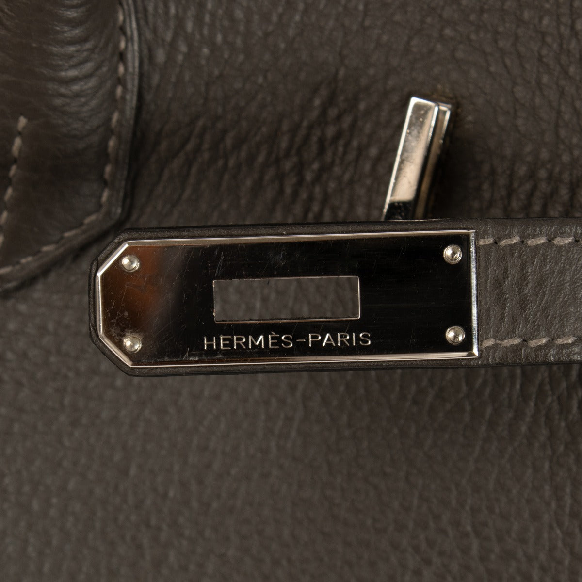 Authentic second hand vintage Hermès 2010 Birkin 40 Graphite Taurillon Clemence on www.labellov.com