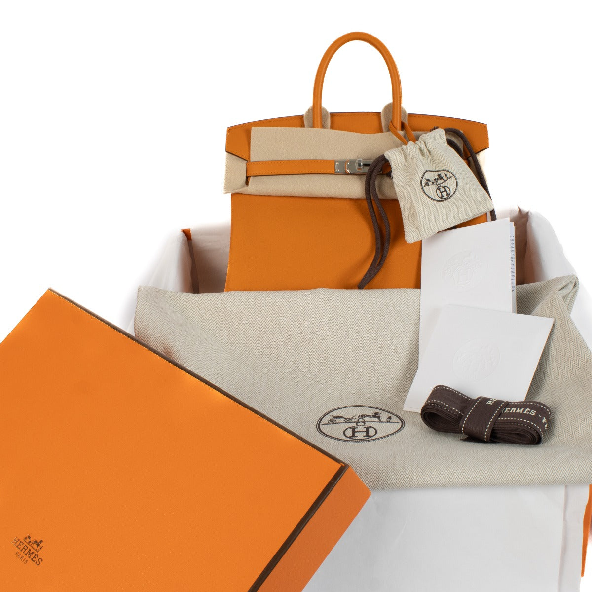 Shop authentic brand new store fresh Hermès Birkin 25 Abricot Swift on www.labellov.com