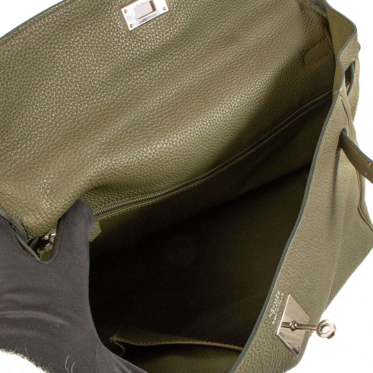 shop 100% authentic second hand Hermès Kelly 35 Olive Togo PHW on Labellov.com