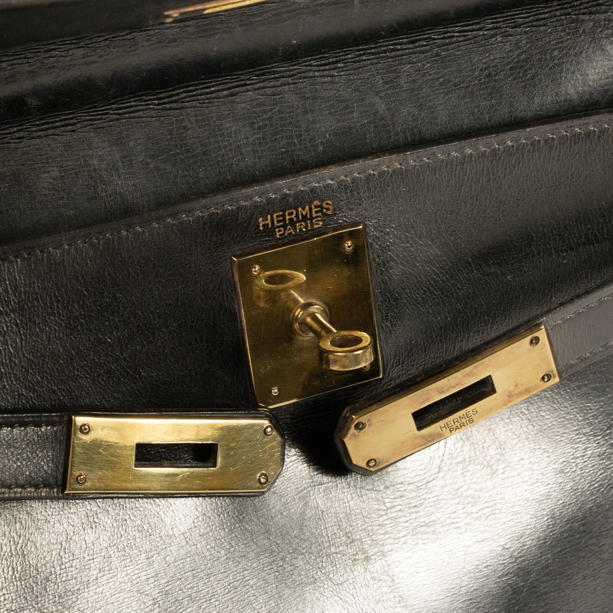 Hermès Vintage Kelly 28 Black Box GHW