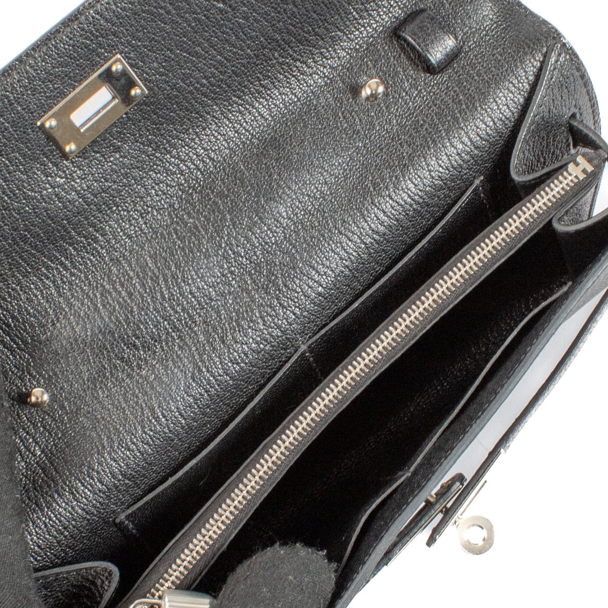 Shop authentic second hand Hermès Kelly To Go Wallet Black Chevre Mysore on www.labellov.com