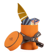 Shop safe online at Labellov in Antwerp, Brussels and Knokke this 100% authentic second hand Hermès Multicolor Leafs Silk Twilly