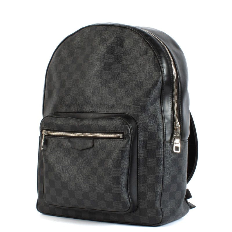 Shop safe online at Labellov in Antwerp, Brussels and Knokke this 100% authentic second hand Louis Vuitton Grey Damier Graphite Josh Backpack