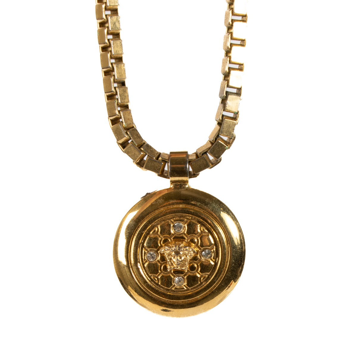 Shop safe online at Labellov in Antwerp, Brussels and Knokke this 100% authentic second hand Versace Gold Medusa Necklace
