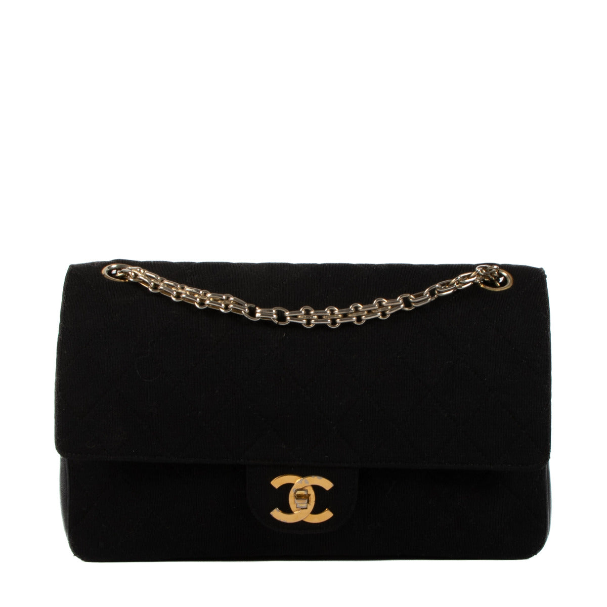 Chanel Vintage Black Fabric/Leather Medium Classic Flap Bag aan de beste prijs bij Labellov tweedehands luxe in Antwerpen.
