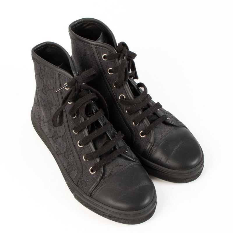 Shop 100% authentic second-hand Gucci Black Monogram Sneakers - Size 36 on Labellov.com