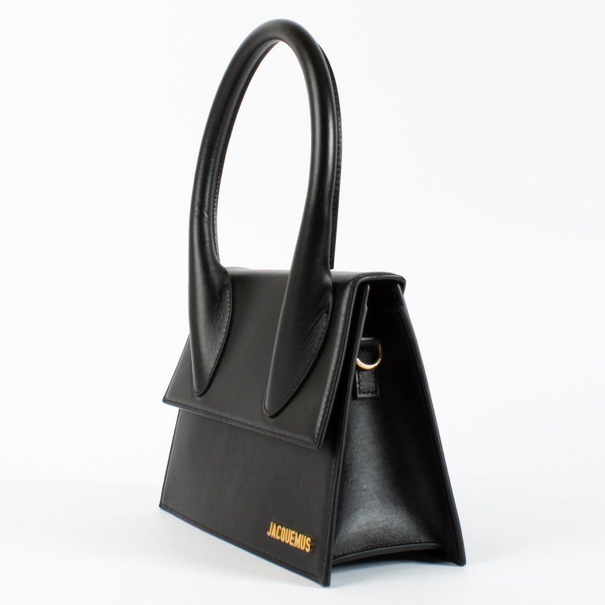 authentic preloved Jacquemus Black Grand Chiquito Top Handle Bag on Labellov.com
