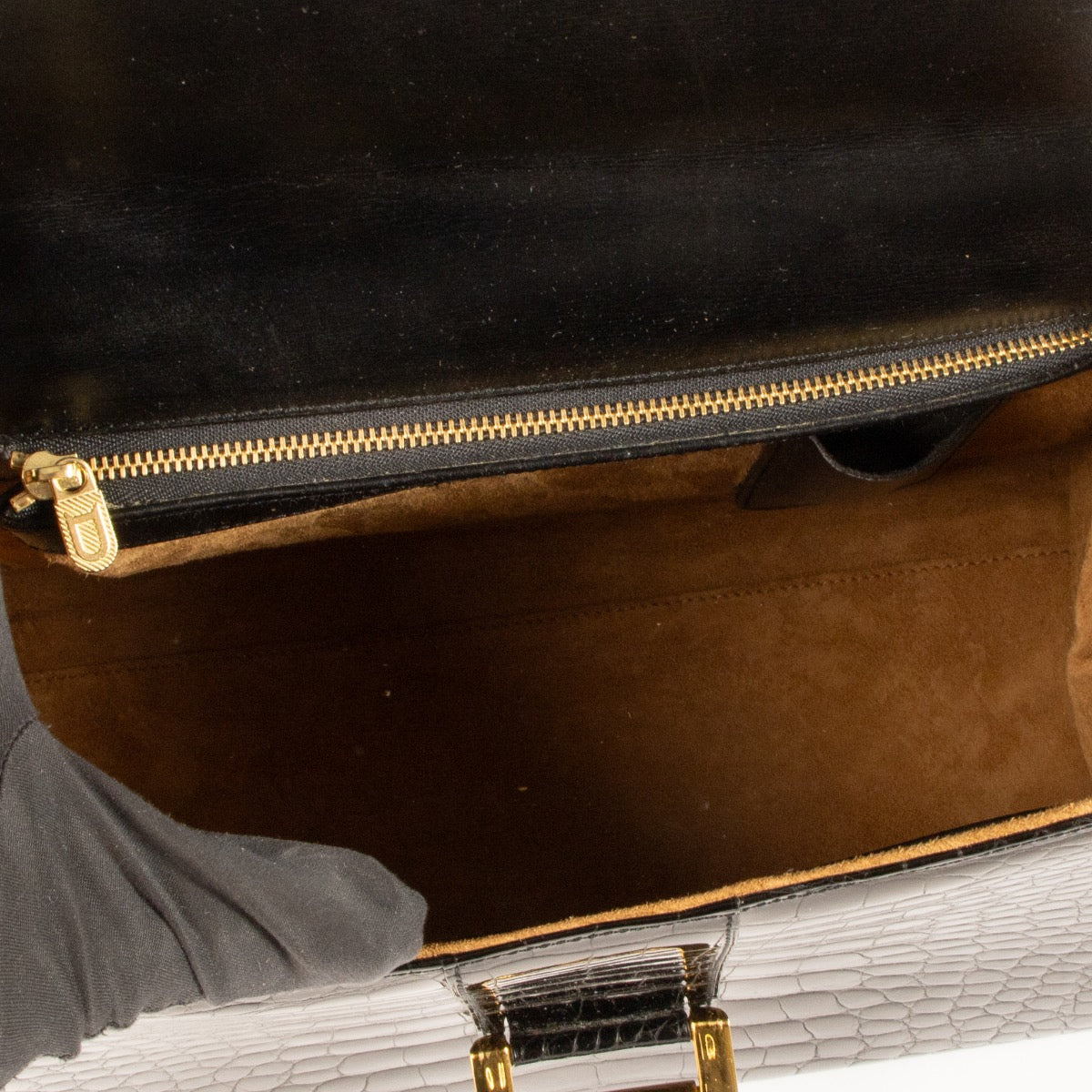 Shop 100% authentic second-hand Delvaux Black Shiny Crocodile Brillant MM Bag on Labellov.com