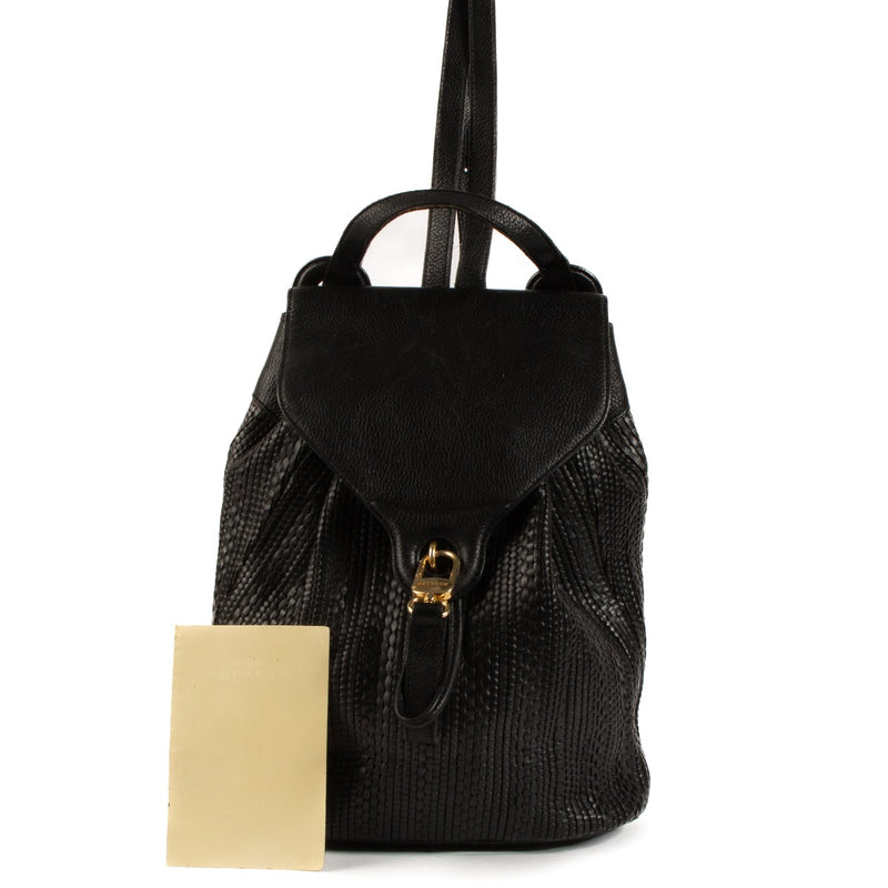 Shop safe online at Labellov in Antwerp, Brussels and Knokke this 100% authentic second hand Delvaux Black Toile de Cuir Rosé Backpack