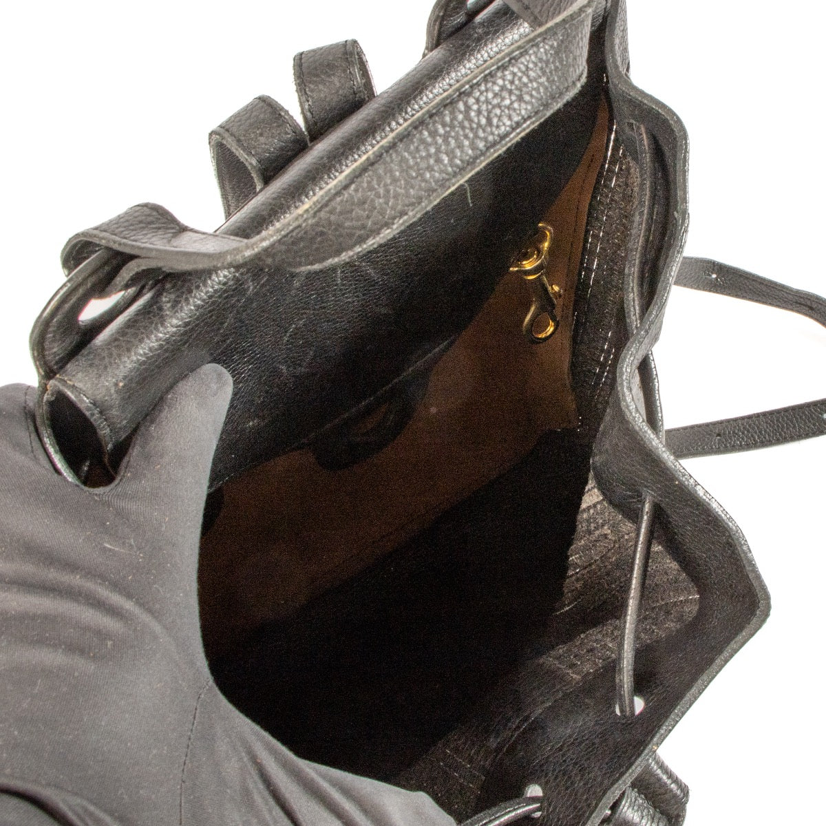 Shop safe online at Labellov in Antwerp, Brussels and Knokke this 100% authentic second hand Delvaux Black Toile de Cuir Rosé Backpack