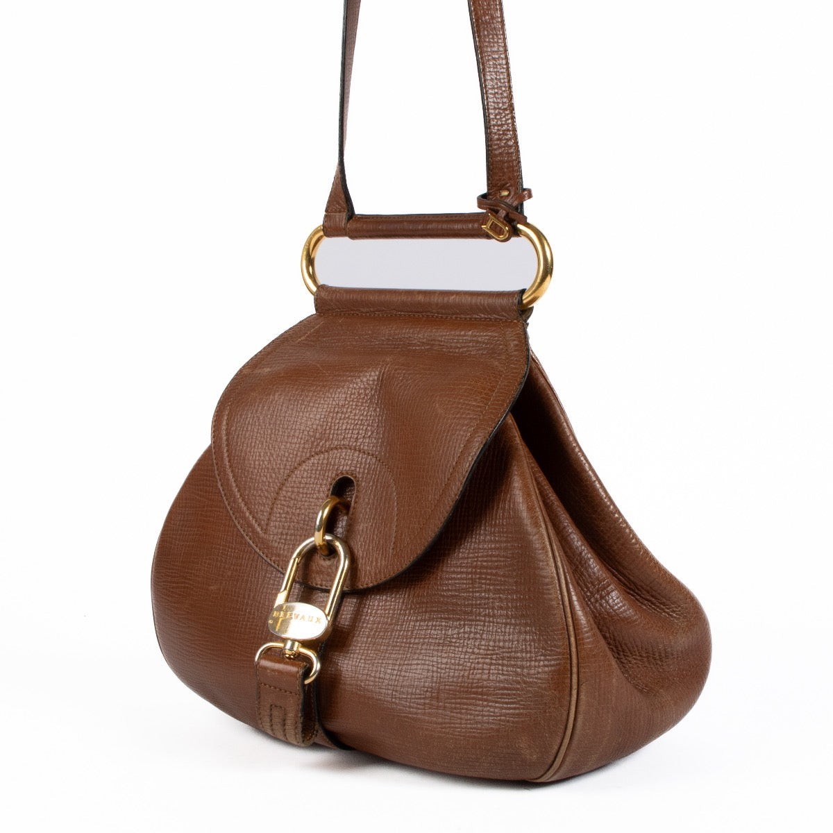 shop 100% authentic second hand Delvaux Camel Cerceau GM Bag on Labellov.com
