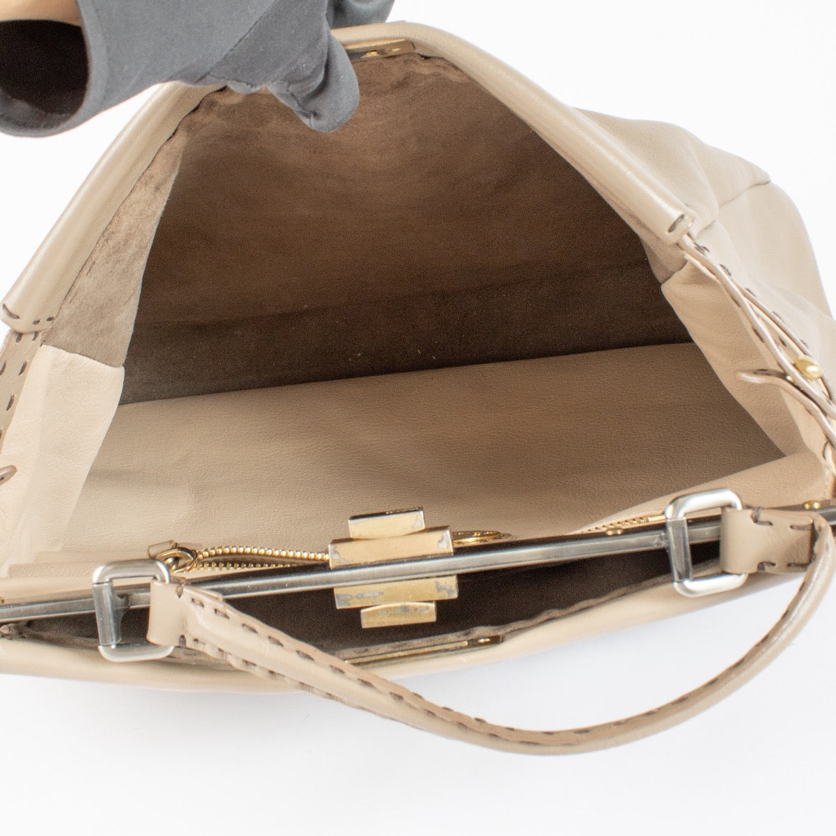 shop 100% authentic second hand Fendi Beige Leather Large Peekaboo Bag on Labellov.com