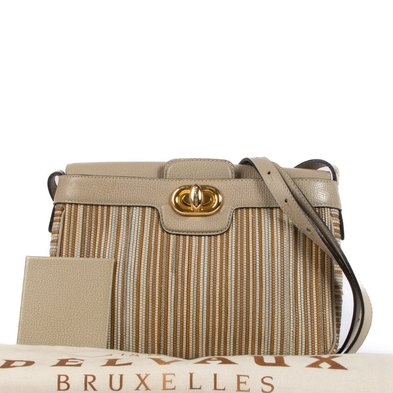 Shop safe online at Labellov in Antwerp, Brussels and Knokke this 100% authentic second hand Delvaux Beige Toile de Cuir Merlot Crossbody