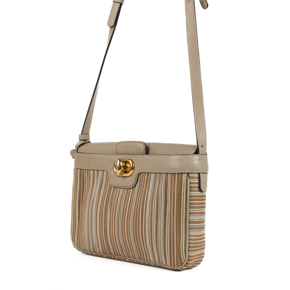 Shop safe online at Labellov in Antwerp, Brussels and Knokke this 100% authentic second hand Delvaux Beige Toile de Cuir Merlot Crossbody