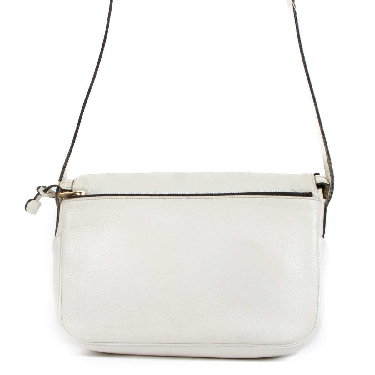 Shop safe online at Labellov in Antwerp, Brussels and Knokke this 100% authentic second hand Delvaux White Macao Crossbody
