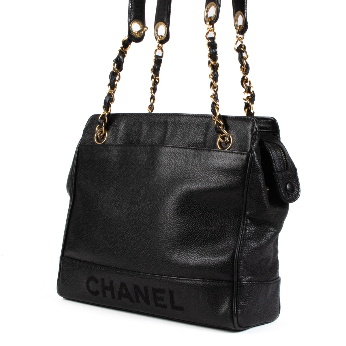 Shop 100% authentic secondhand Chanel Black Vintage Chain Shoulder Bag on Labellov.com