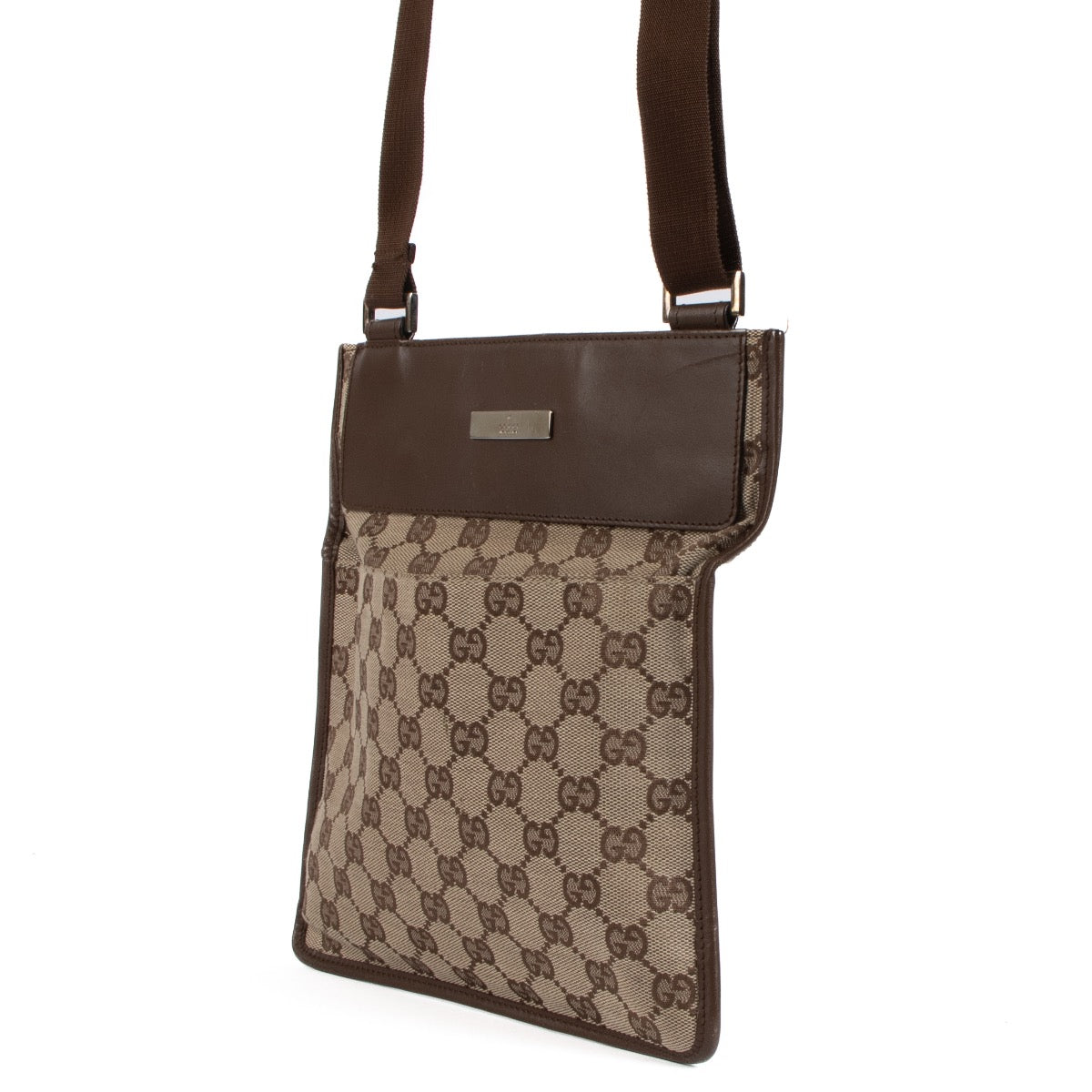 Shop safe online at Labellov in Antwerp, Brussels and Knokke this 100% authentic second hand Gucci Brown GG Canvas Messenger Crossbody Bag