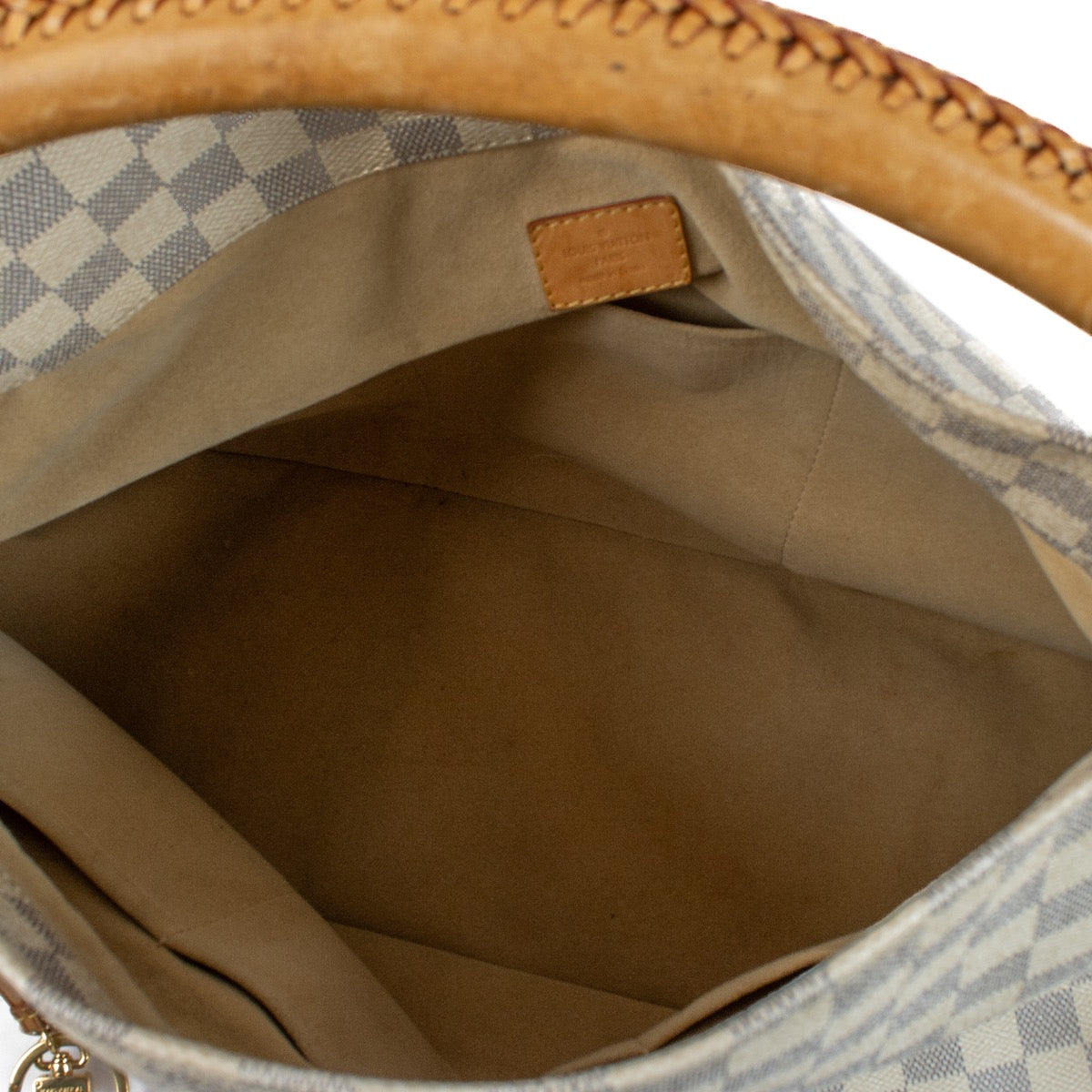 Shop safe online at Labellov in Antwerp, Brussels and Knokke this 100% authentic second hand Louis Vuitton Damier Azur Canvas Artsy GM Shoulder Bag