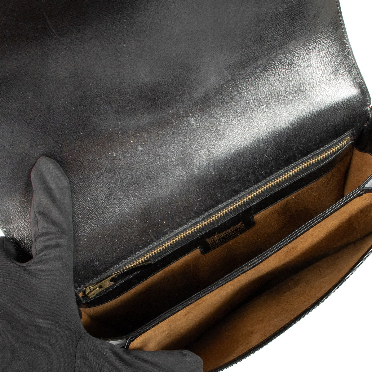 Shop safe online at Labellov in Antwerp, Brussels and Knokke this 100% authentic second hand Delvaux Black Crocodile Leather Shoulder Bag