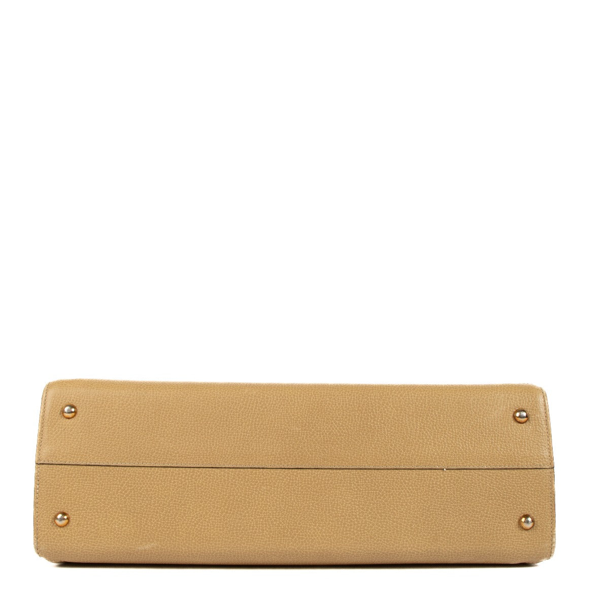 Buy an authentic second-hand Delvaux Arpege Sand Jumping Shoulder Bag in very good condition at Labellov in Antwerp, Brussel, Knokke.