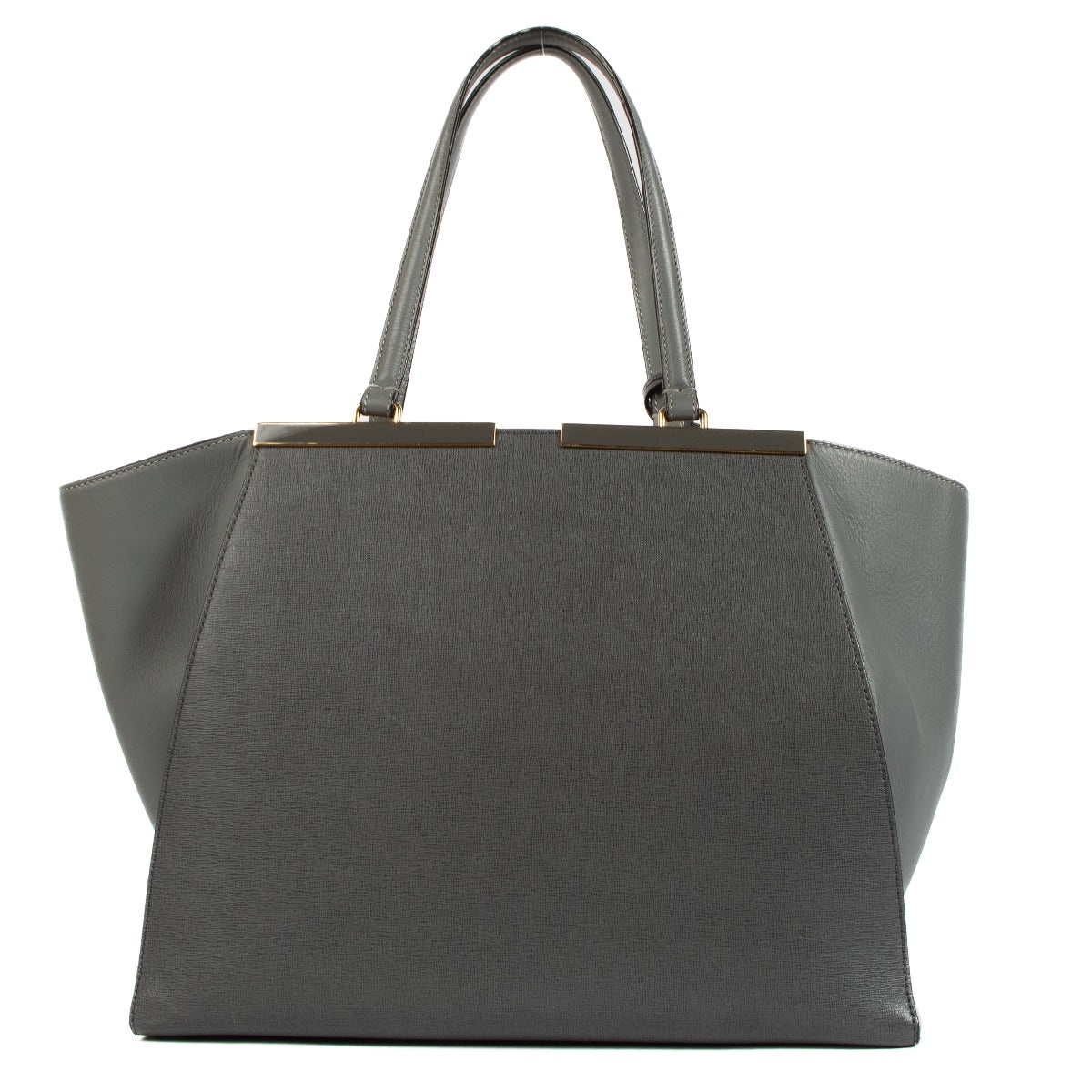 Fendi 3Jours Medium Tote Bag. Buy authentic secondhand Fendi bags at Labellov vintage webshop for the lowest price. Koop authentieke tweedehands Fendi tassen bij Labellov vintage webshop aan de laagste prijs. Veilig online shoppen.