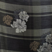 Shop safe online at Labellov in Antwerp, Brussels and Knokke this 100% authentic second hand Alexander McQueen Green Check Floral Shawl