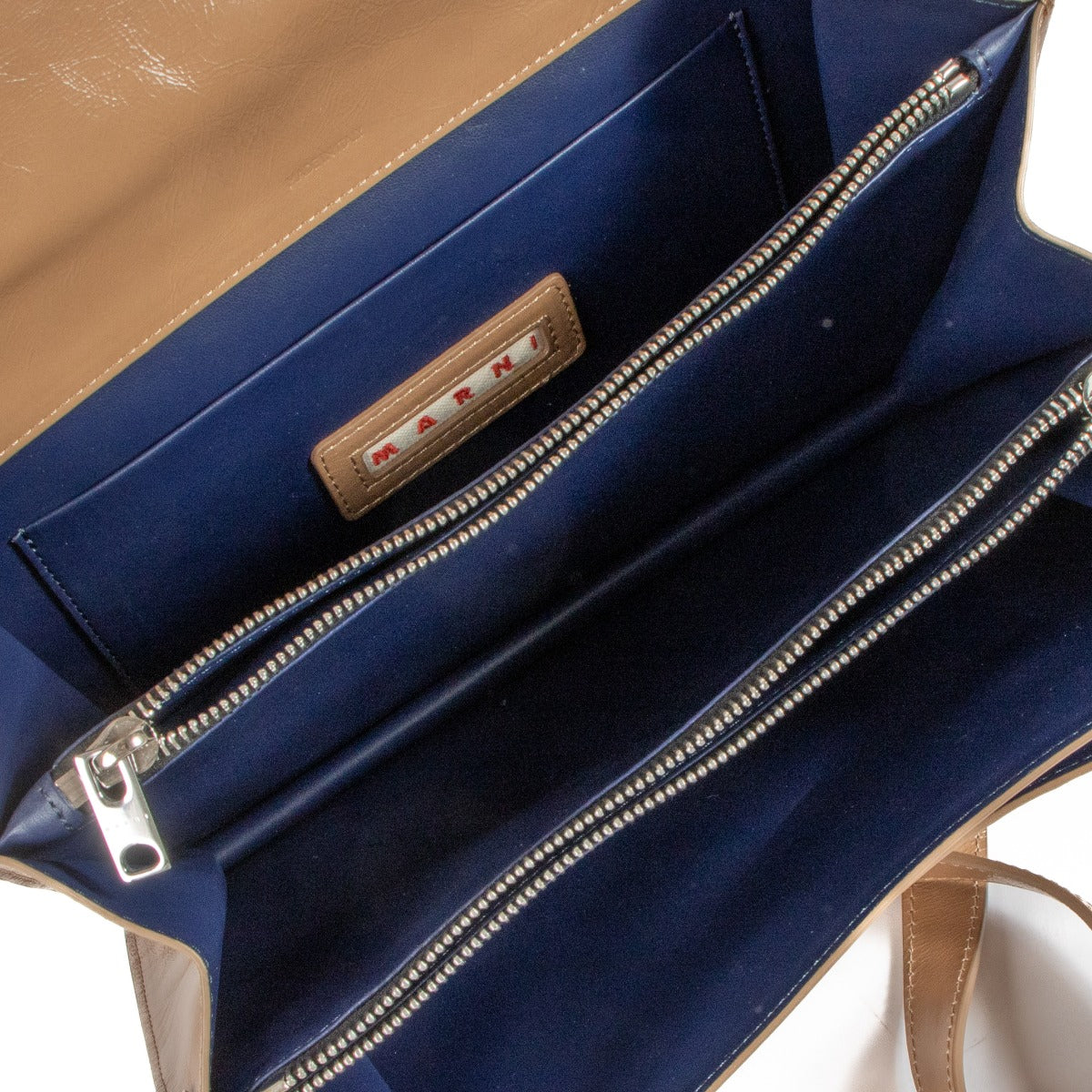 Shop safe online at Labellov in Antwerp, Brussels and Knokke this 100% authentic second hand Marni Camel Soft Leather Medium Trunk Bag